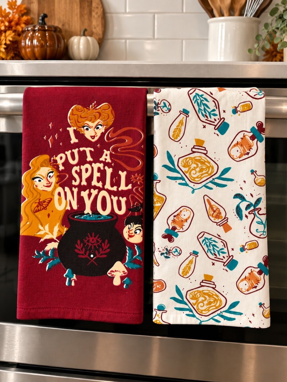 Disney Hocus Pocus Halloween Kitchen Towels Set of 2 NWT